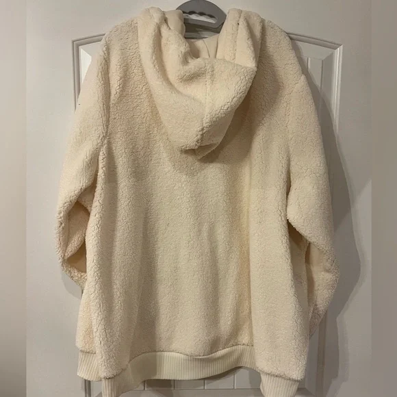 Lane Bryant cream sherpa full-zip hoodie- size 26/28- new with tags - Picture 2 of 6